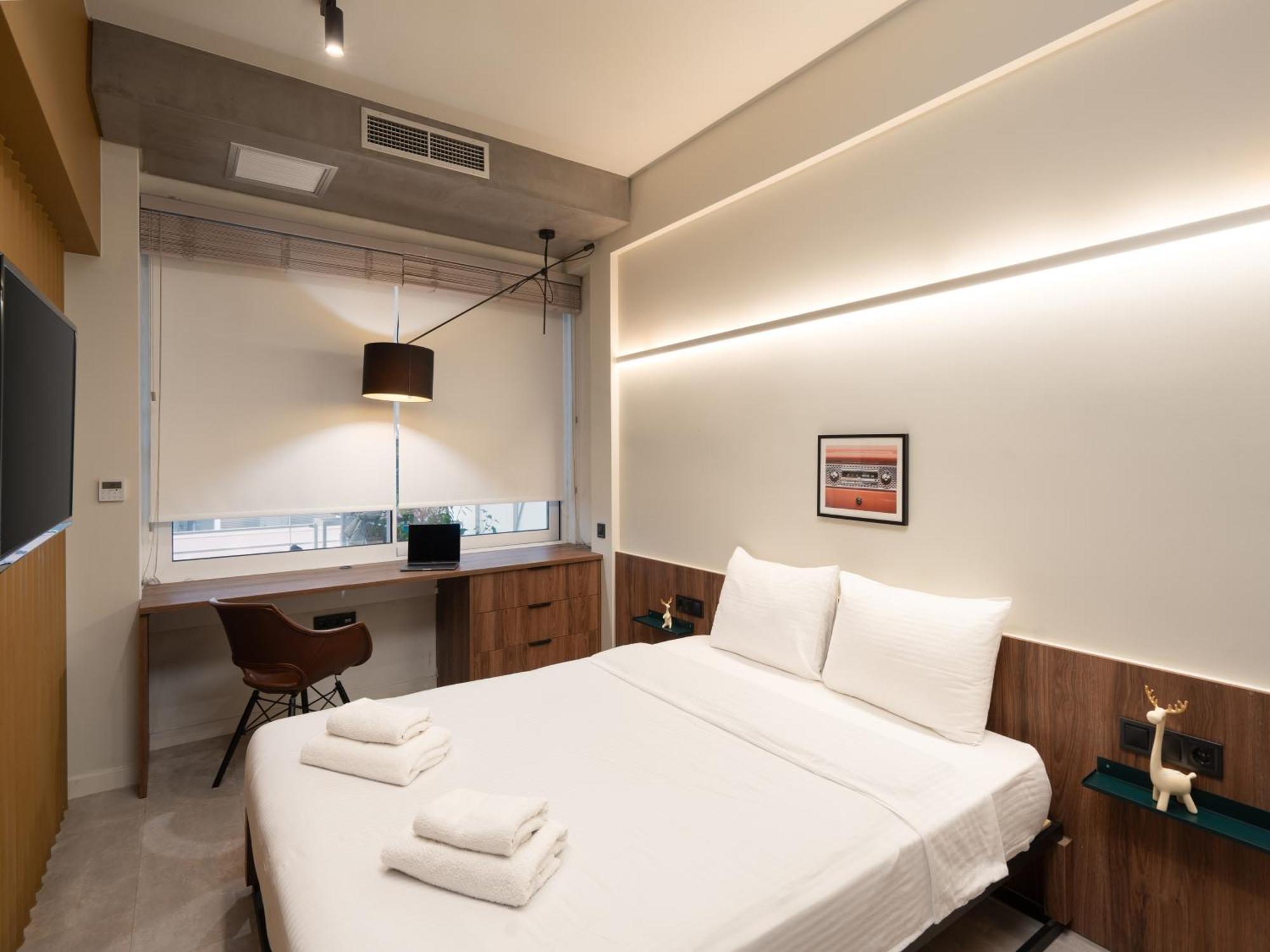 A Place 4U No6 - City Escape With Balcony Lounge & Open Living Space 아테네 외부 사진