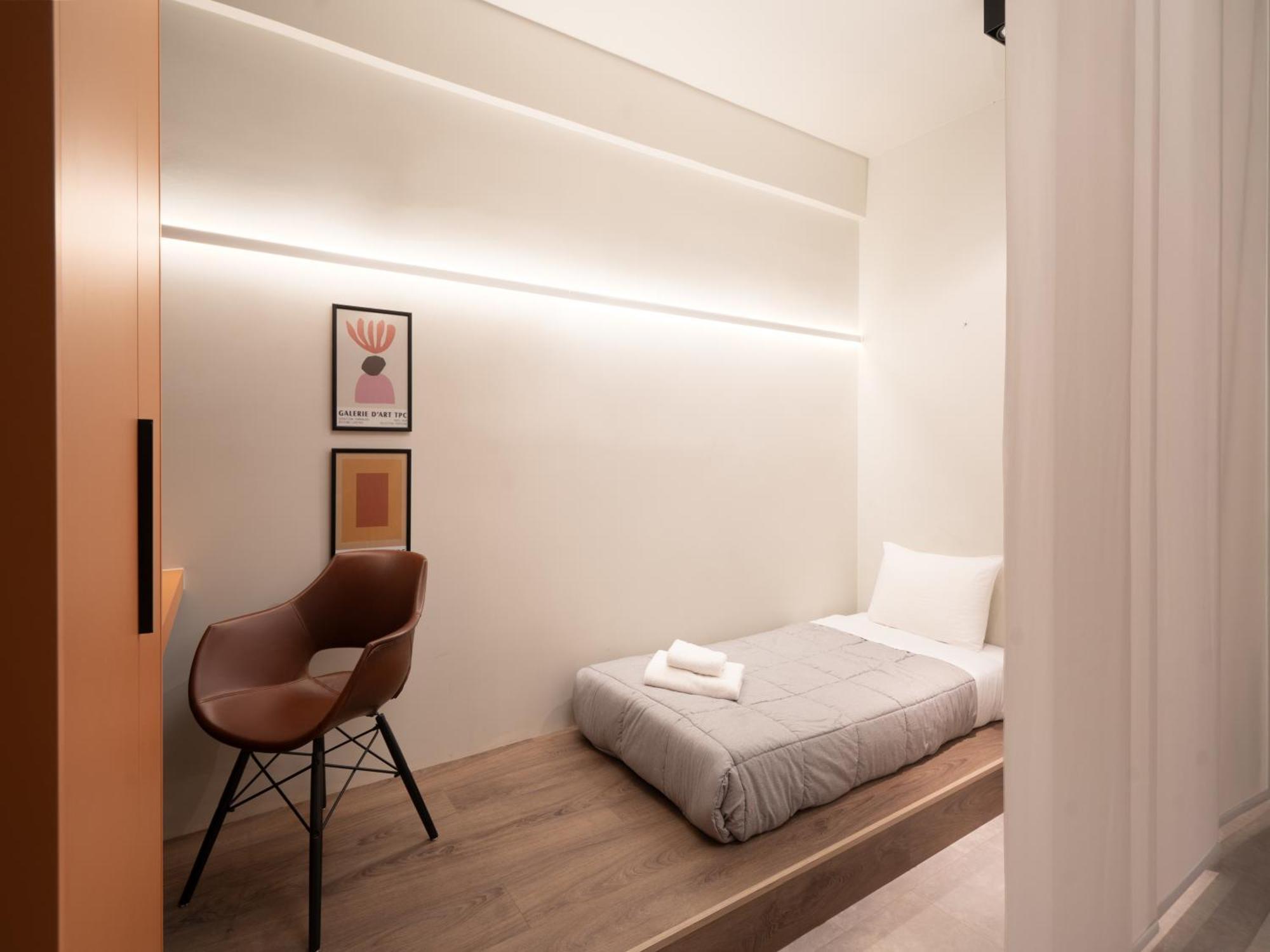 A Place 4U No6 - City Escape With Balcony Lounge & Open Living Space 아테네 외부 사진